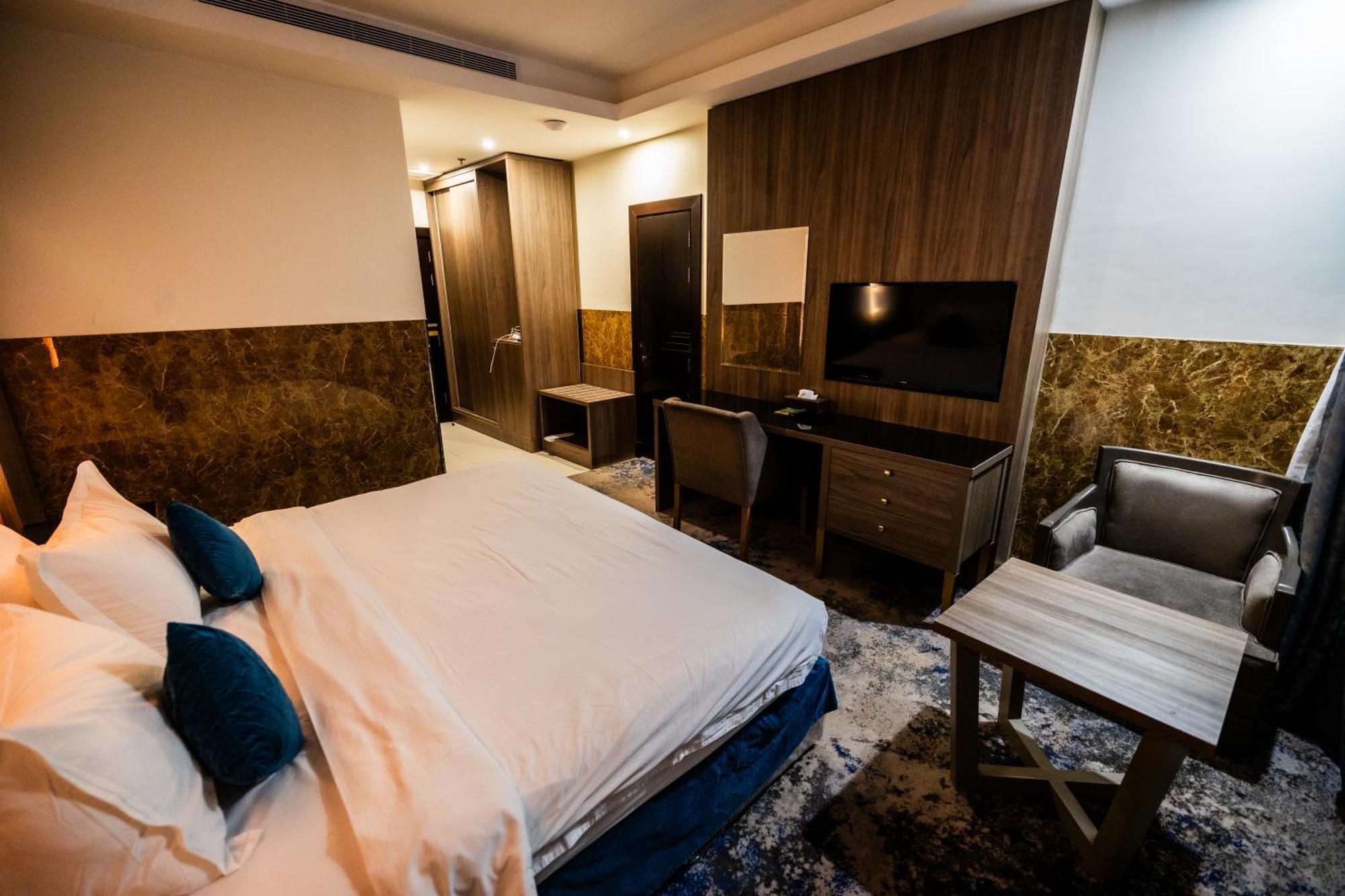 Mora Hotel By Pioneer Dżedda Zewnętrze zdjęcie