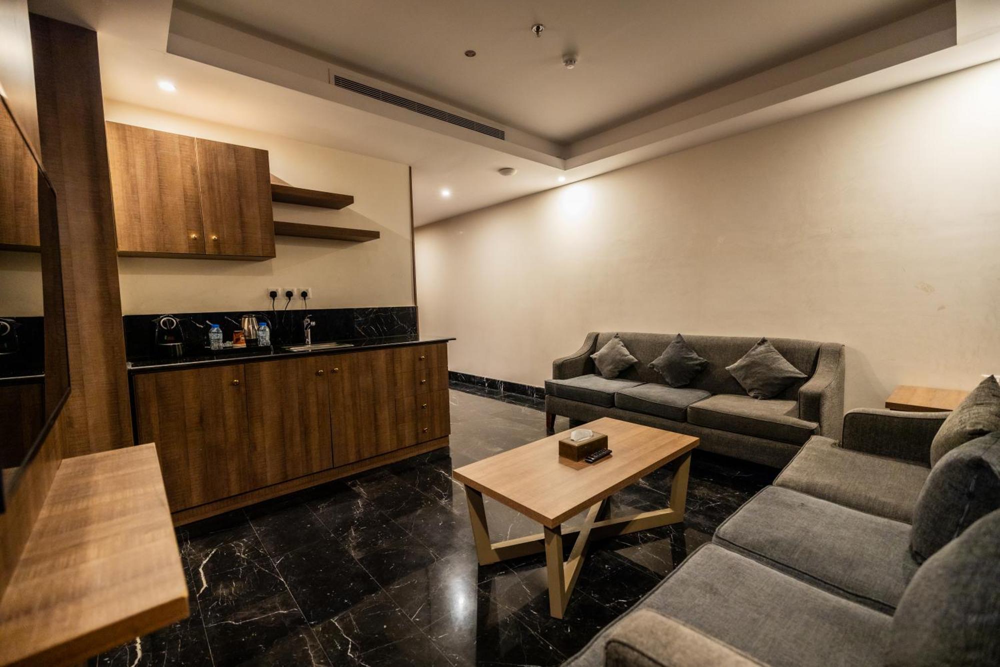 Mora Hotel By Pioneer Dżedda Zewnętrze zdjęcie