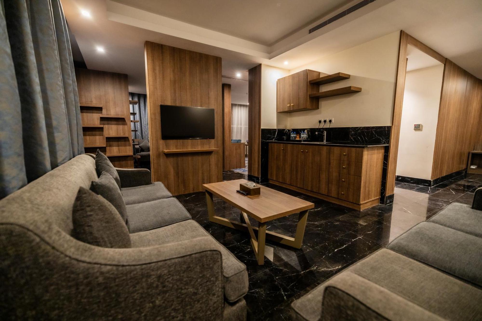 Mora Hotel By Pioneer Dżedda Zewnętrze zdjęcie