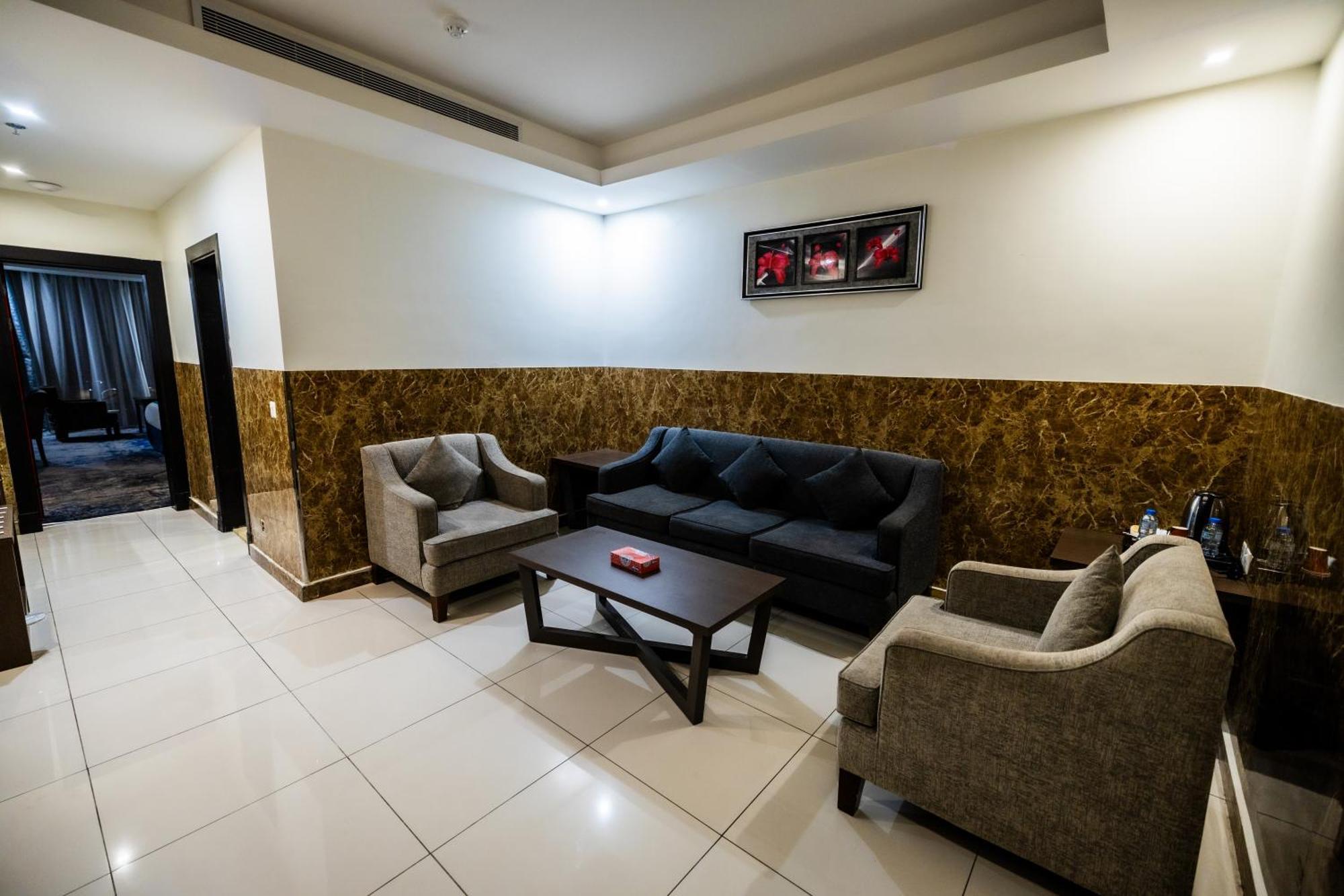 Mora Hotel By Pioneer Dżedda Zewnętrze zdjęcie