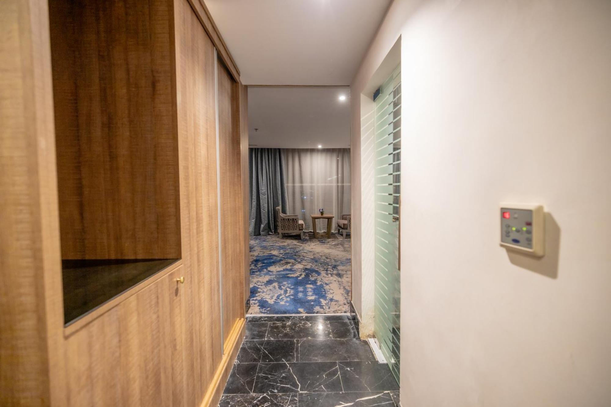 Mora Hotel By Pioneer Dżedda Zewnętrze zdjęcie